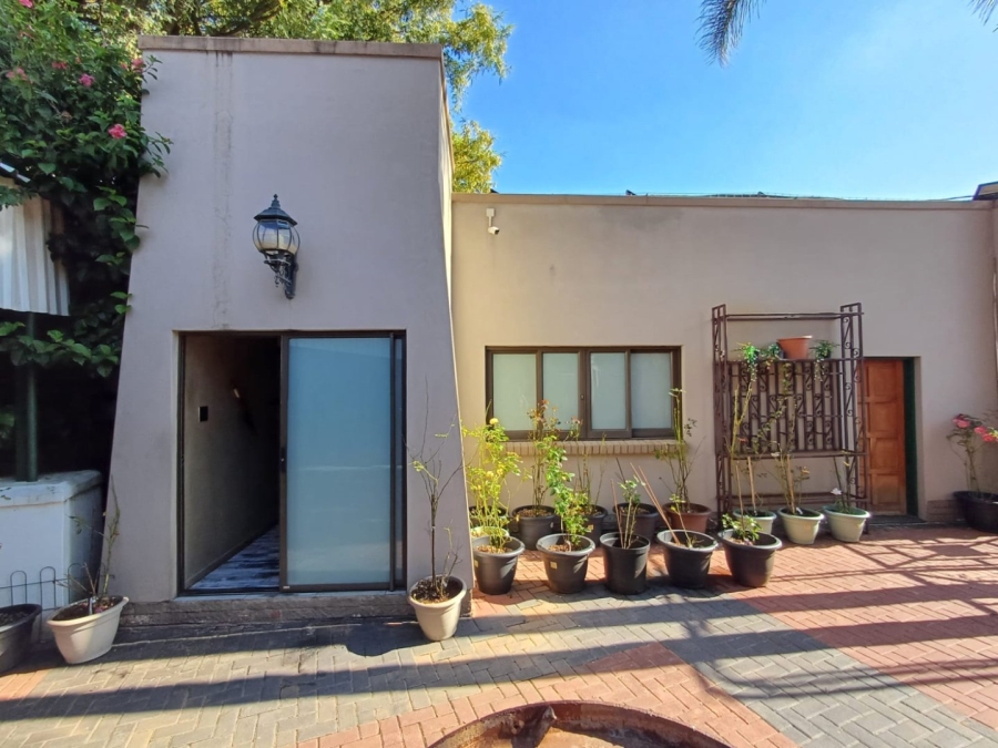 4 Bedroom Property for Sale in Stilfontein Ext 4 North West